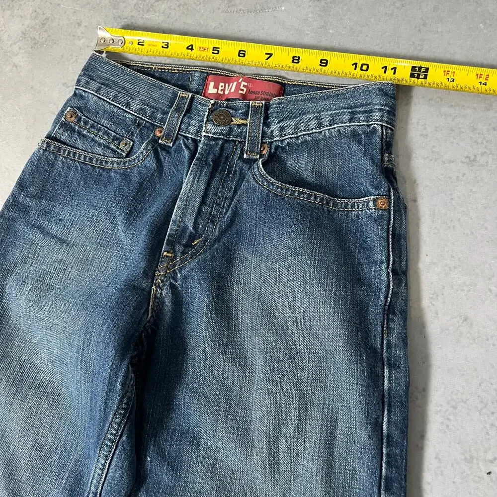 Levis waist 23